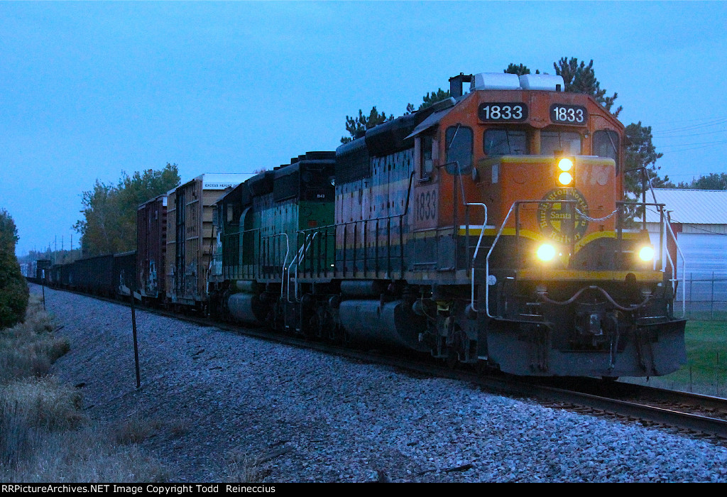 BNSF 1833